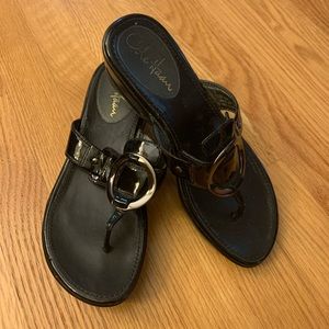 Women’s sandals